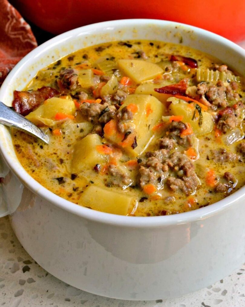 Hearty Cheeseburger Soup: A Savory Comfort in Every Spoonful ...